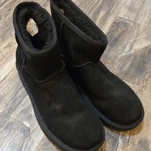 Koolaburra Men's Black Suede Boots